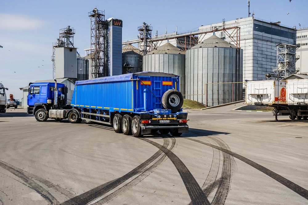 Полуприцеп зерновоз Тонар-9386 | GoodTruck